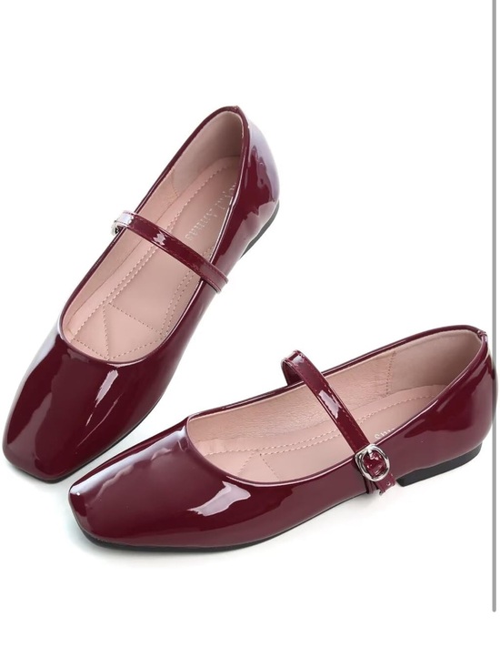 Shoes - Patent Mary Jane Flats in Burgundy / Wine Red